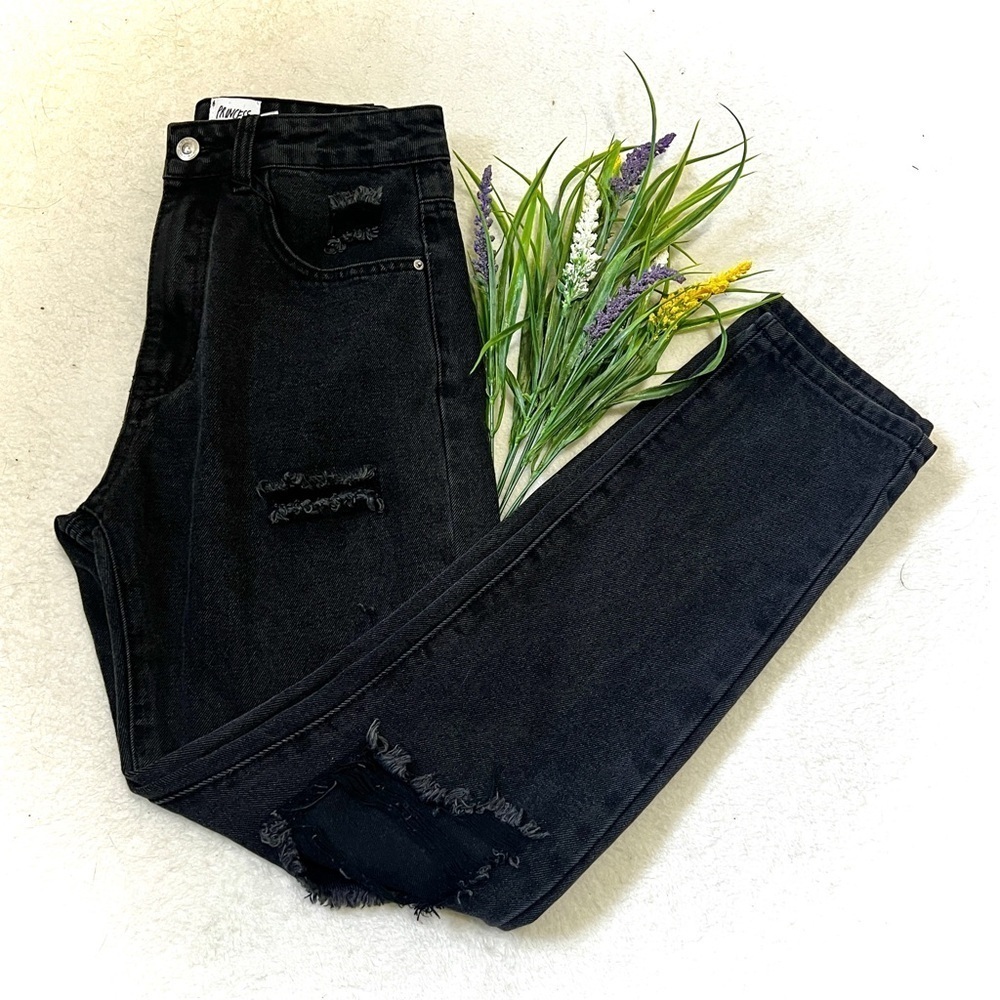 Princess Polly NWT Black Hayden Knee Rip Straight Jean - Size US 2 (27")